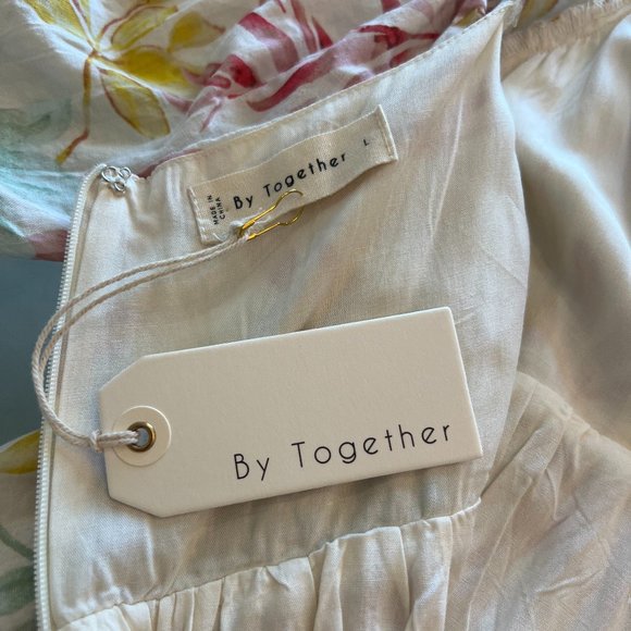 By Togther - Babydoll Dress - Cream Flora - L - New with tags - Never Worn - Picture 4 of 4